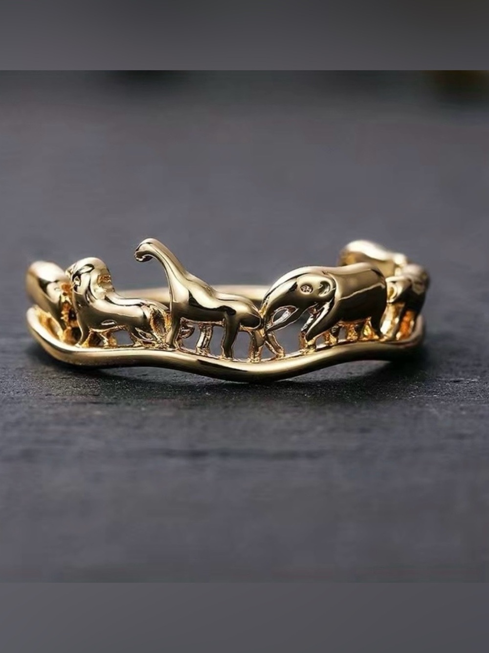 🦒 14K Gold Plated Safari Animal Giraffe Elephant Band Ring Size 9 w Box & Bag